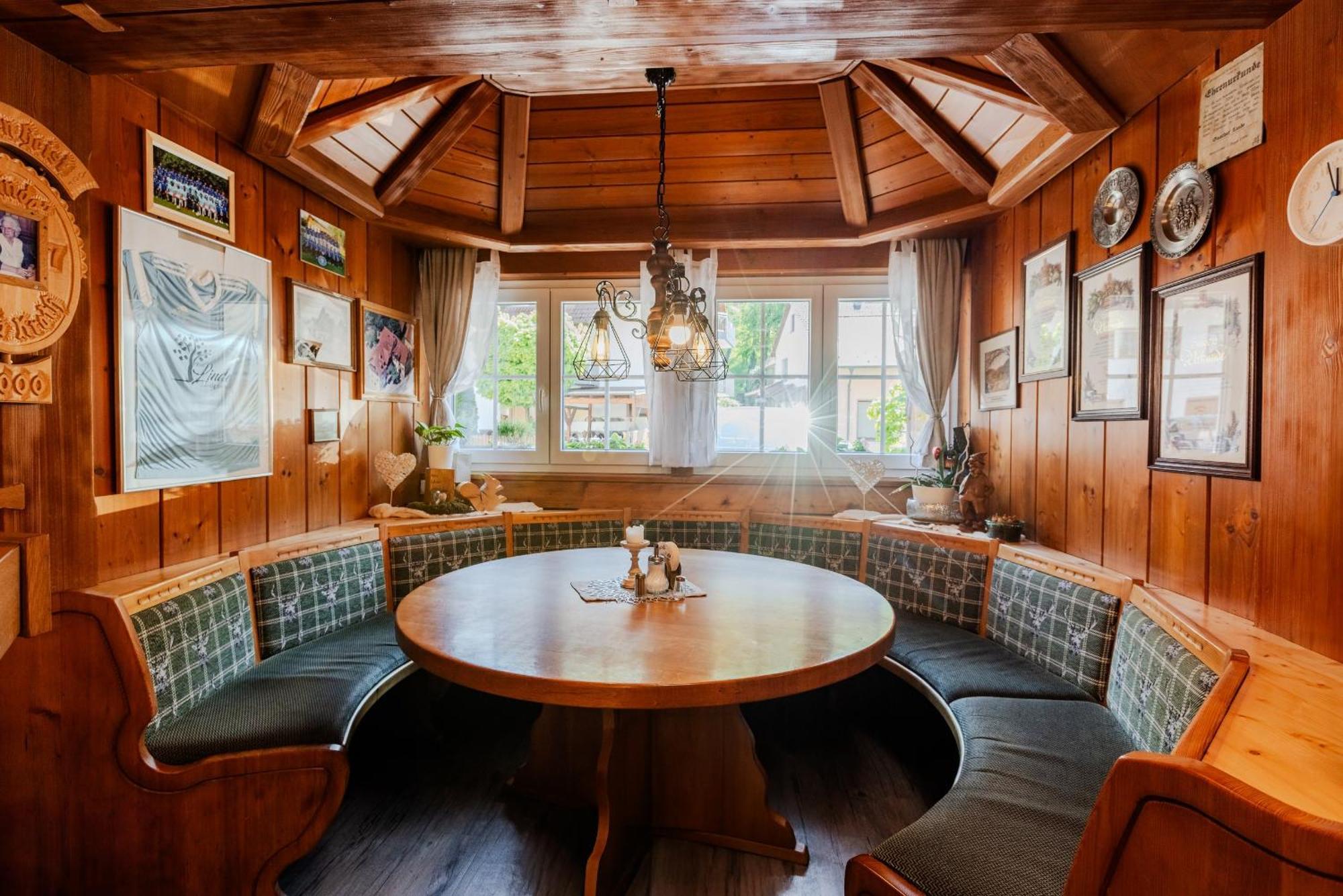 Landgasthof Zur Linde Heimbuchenthal エクステリア 写真