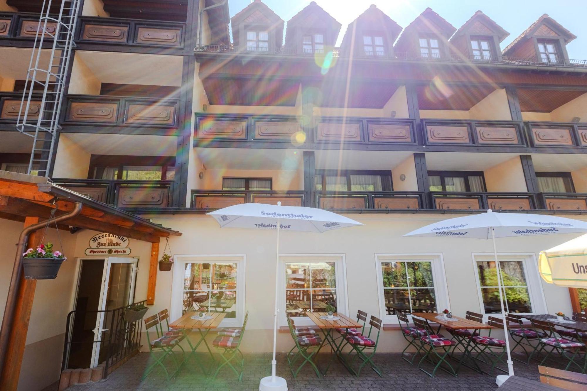 Landgasthof Zur Linde Heimbuchenthal エクステリア 写真
