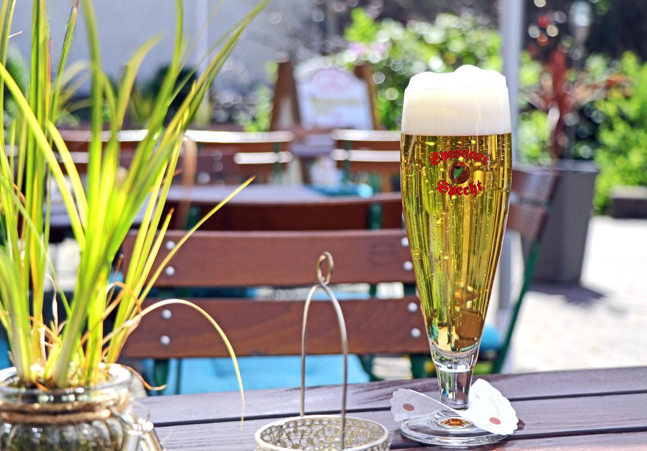 Landgasthof Zur Linde Heimbuchenthal エクステリア 写真