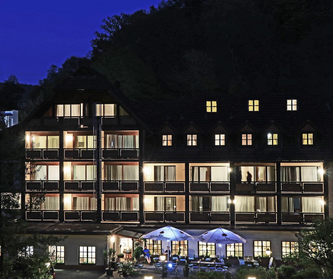 Landgasthof Zur Linde Heimbuchenthal エクステリア 写真